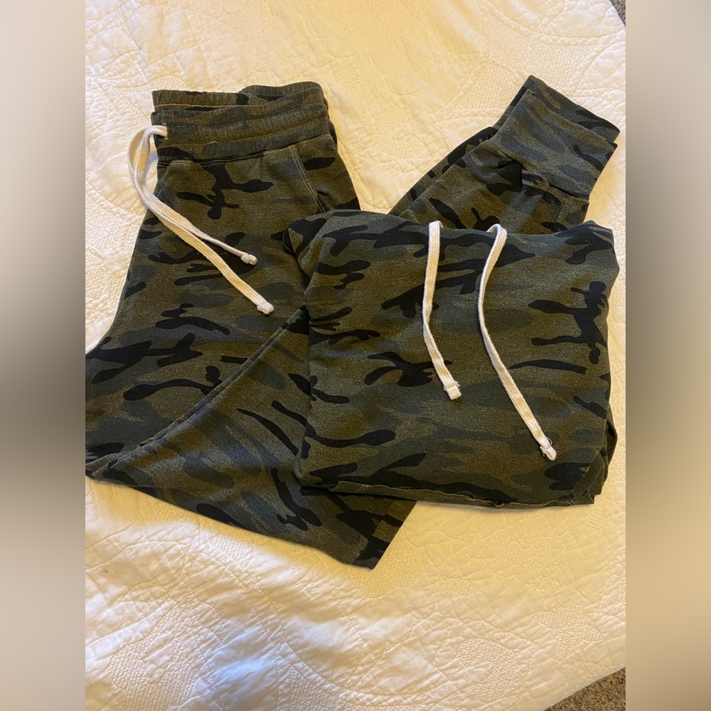Matching camo jogger set